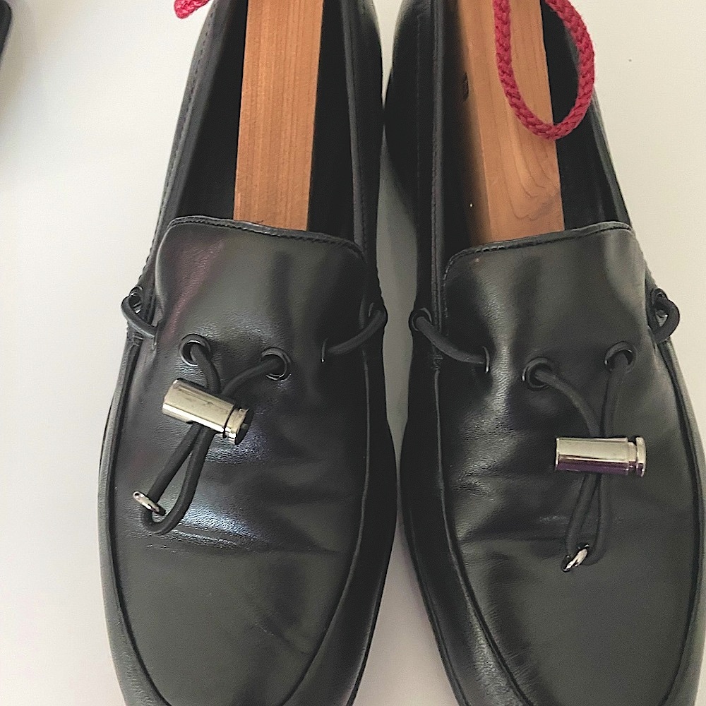Prada Ladies  Classic Loafers so 38.5